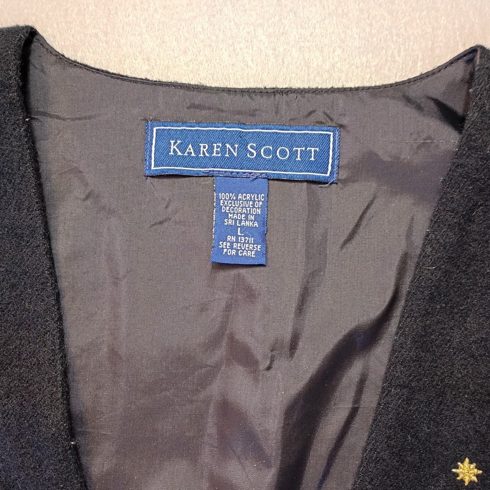 Karen‎ Scott Christmas Deer Vest Sz L Black Holiday Vest Pinecones Gold Accents - Picture 3 of 11